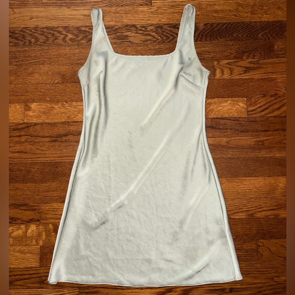 Aritzia Wilfred Sage Green TRYST Square Neck Mini Satin Slip Dress Size Small